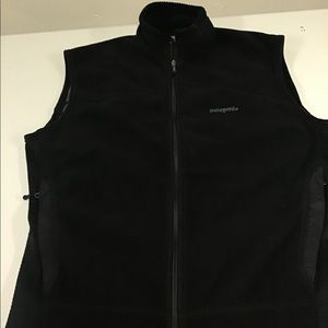 Patagonia wind-blocking micro fleece vest